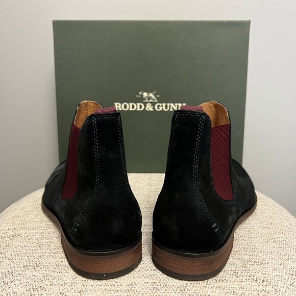 RODD & GUNN Men\'s Suede Navy Blue Chelsea Boots - Size 10.5 - Pristine Like New